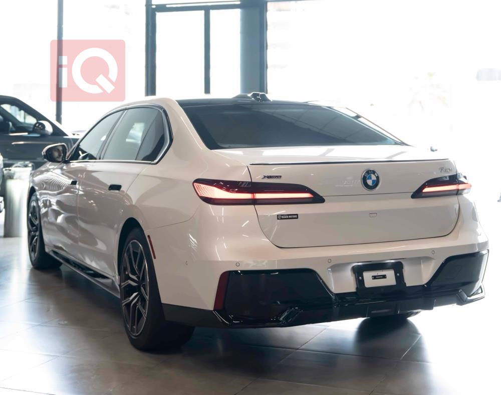 بي ام دبليو الفئة 7